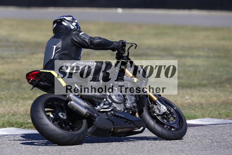 /45 15.09.2026  Trackday Domi Aegerter Trackday ADR/Gruppe gelb/147